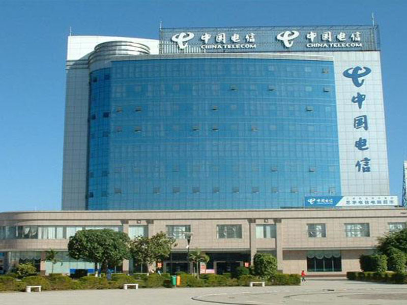 電信數(shù)據(jù)信息中心-深圳沈飛全鋼防靜電地板提供